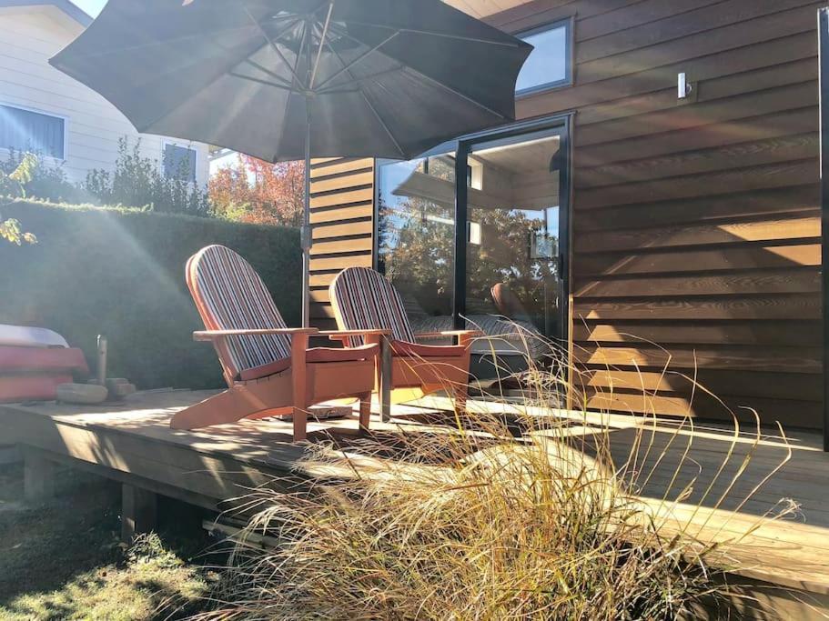 Modern Kowhai Cottage ワナカ エクステリア 写真
